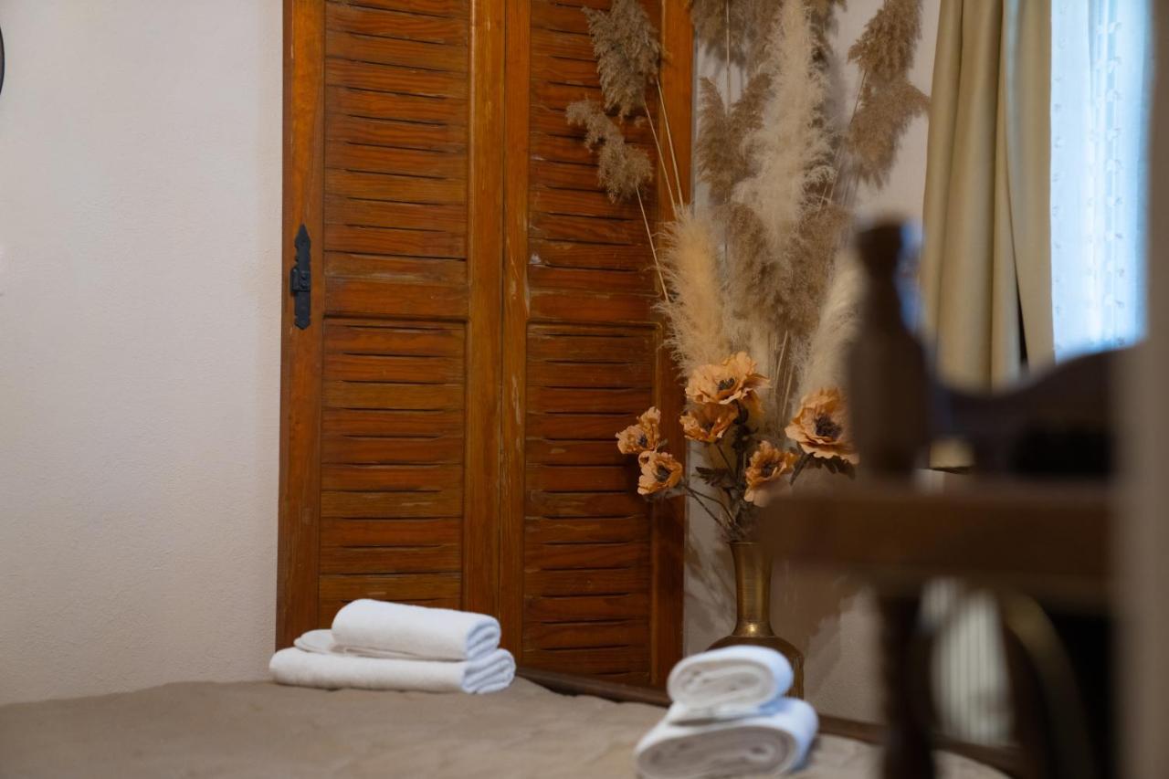 Παραδοσιακός Ξενώνας Ραχάτι Órma エクステリア 写真